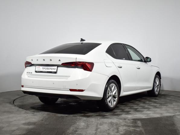 Skoda Octavia IV (A8) с пробегом 2022 года, цена 1 820 592 рубля, 79701 км, лифтбек, Автокод Объявления