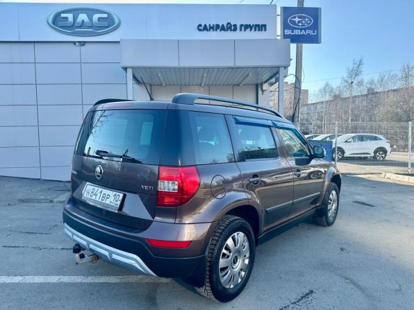 Skoda Yeti I Рестайлинг с пробегом 2015 года, цена 1 289 000 рублей, 105958 км, внедорожник, Автокод Объявления