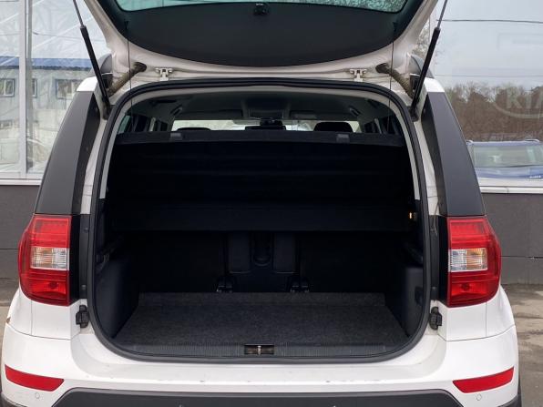 Skoda Yeti I Рестайлинг с пробегом 2015 года, цена 1 059 000 рублей, 120192 км, внедорожник, Автокод Объявления