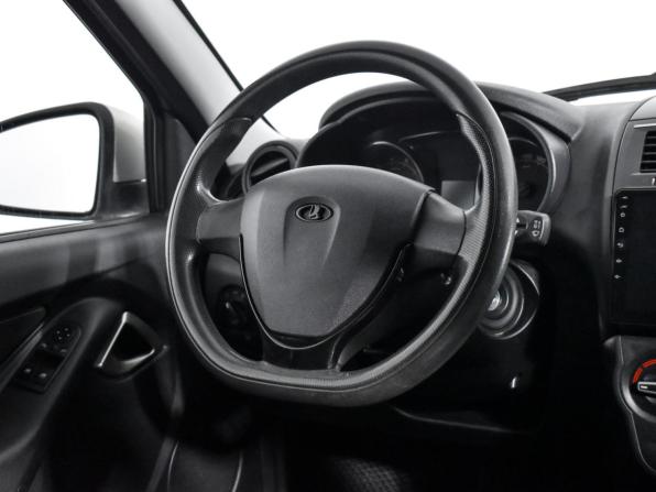 Lada (ВАЗ) Granta I Рестайлинг с пробегом 2022 года, цена 656 000 рублей, 64232 км, хэтчбек, Автокод Объявления