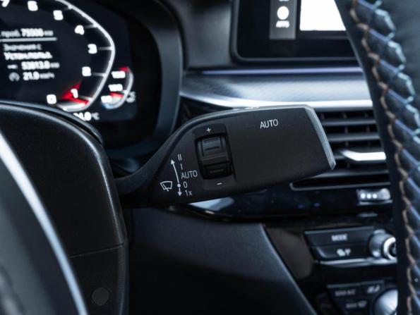 BMW 5 серии VII (G30/G31/G38) Рестайлинг с пробегом 2021 года, цена 4 595 000 рублей, 75506 км, седан, Автокод Объявления