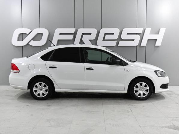Volkswagen Polo V с пробегом 2015 года, цена 865 000 рублей, 217152 км, седан, Автокод Объявления
