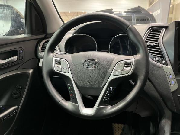 Hyundai Santa Fe III с пробегом 2013 года, цена 1 650 000 рублей, 162200 км, внедорожник, Автокод Объявления