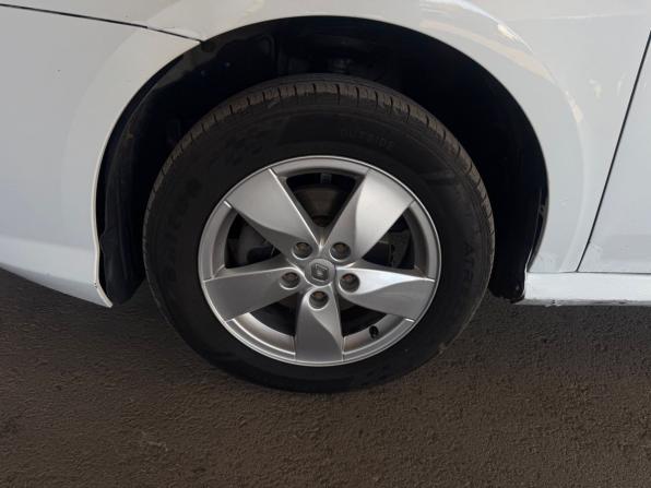 Renault Laguna III Рестайлинг с пробегом 2011 года, цена 880 000 рублей, 369000 км, универсал, Автокод Объявления