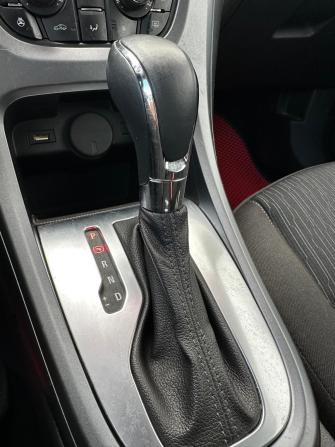 Opel Astra J Рестайлинг с пробегом 2013 года, цена 880 000 рублей, 86500 км, хэтчбек, Автокод Объявления