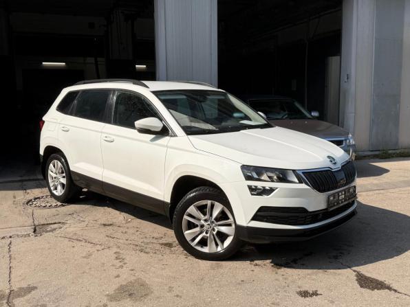 Skoda Karoq I с пробегом 2020 года, цена 2 369 000 рублей, 88547 км, внедорожник, Автокод Объявления