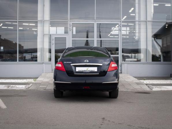 Nissan Teana II Рестайлинг с пробегом 2011 года, цена 1 050 000 рублей, 210615 км, седан, Автокод Объявления