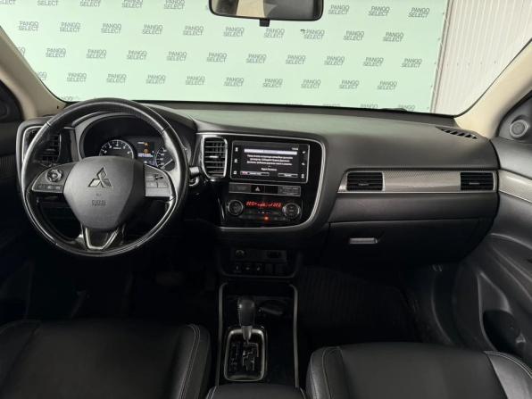 Mitsubishi Outlander III Рестайлинг 2 с пробегом 2018 года, цена 2 100 000 рублей, 156121 км, внедорожник, Автокод Объявления