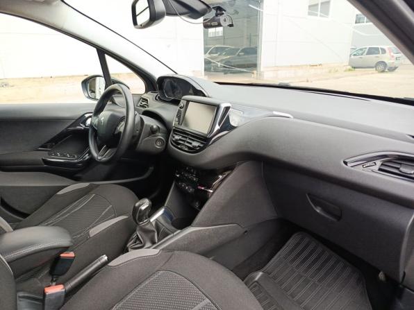 Peugeot 208 I с пробегом 2013 года, цена 570 000 рублей, 166000 км, хэтчбек, Автокод Объявления