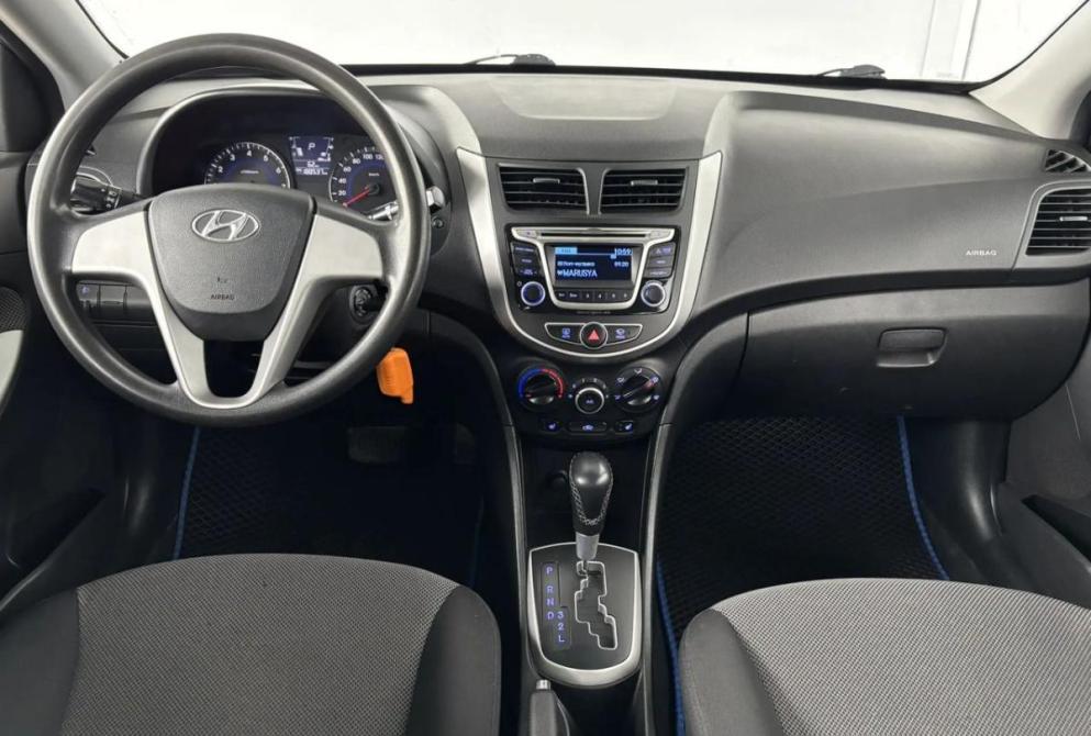 Hyundai Solaris I Киров  - изображение 13