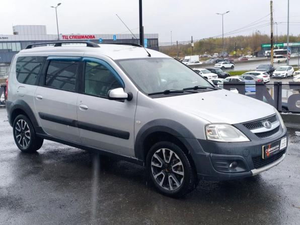 Lada (ВАЗ) Largus I с пробегом 2018 года, цена 835 000 рублей, 144198 км, универсал, Автокод Объявления