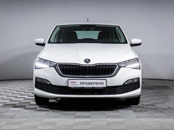 Skoda Rapid II с пробегом 2021 года, цена 1 635 000 рублей, 86148 км, лифтбек, Автокод Объявления