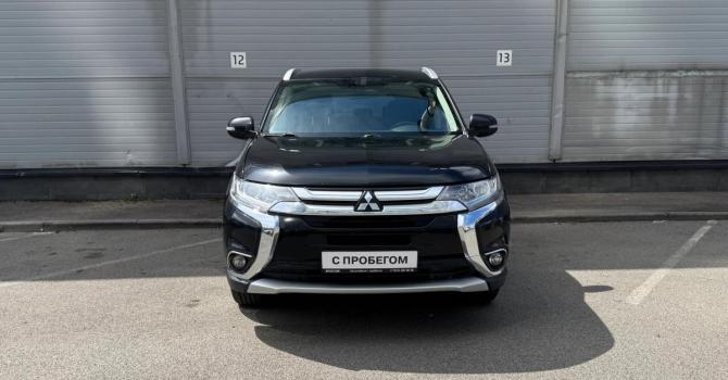 Mitsubishi Outlander III Рестайлинг 2 с пробегом 2017 года, цена 1 579 000 рублей, 185050 км, внедорожник, Автокод Объявления