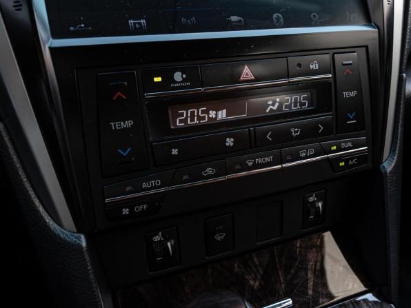 Toyota Camry VII (XV50) Рестайлинг с пробегом 2016 года, цена 2 155 000 рублей, 210632 км, седан, Автокод Объявления