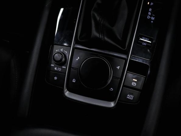 Mazda 3 IV (BP) с пробегом 2019 года, цена 1 699 000 рублей, 88236 км, хэтчбек, Автокод Объявления
