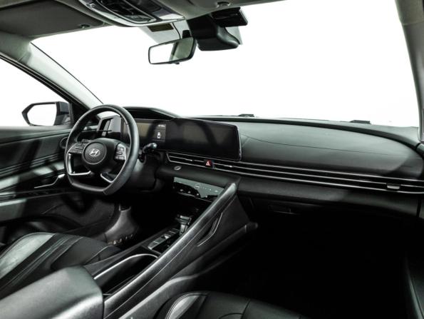 Hyundai Elantra VII (CN7) с пробегом 2021 года, цена 1 979 000 рублей, 80699 км, седан, Автокод Объявления
