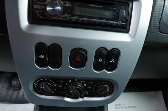 Renault Logan I Рестайлинг с пробегом 2013 года, цена 489 000 рублей, 188544 км, седан, Автокод Объявления