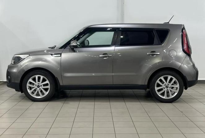 Kia Soul II Рестайлинг с пробегом 2018 года, цена 1 320 000 рублей, 181869 км, хэтчбек, Автокод Объявления
