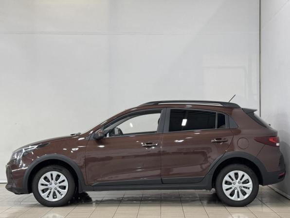 Kia Rio IV Рестайлинг с пробегом 2021 года, цена 1 399 000 рублей, 158745 км, хэтчбек, Автокод Объявления