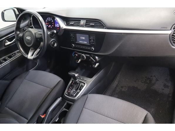 Kia Rio IV Рестайлинг с пробегом 2020 года, цена 1 376 000 рублей, 132560 км, хэтчбек, Автокод Объявления