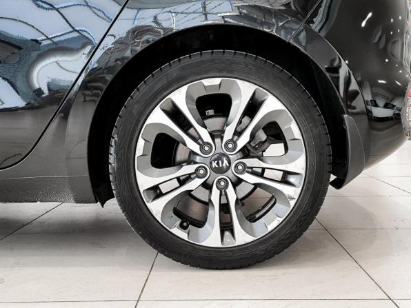 Kia Ceed II с пробегом 2013 года, цена 1 190 000 рублей, 185201 км, хэтчбек, Автокод Объявления