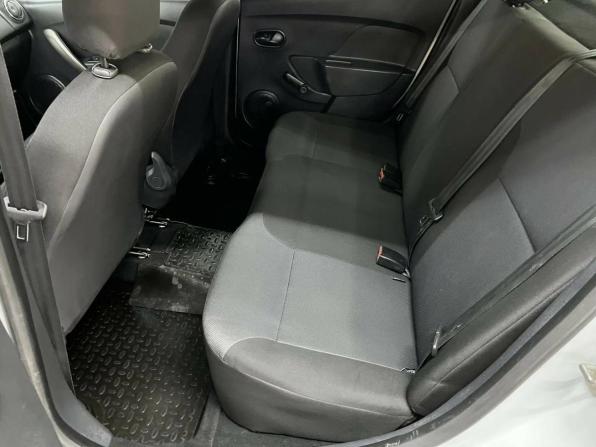 Renault Logan II с пробегом 2015 года, цена 582 980 рублей, 160288 км, седан, Автокод Объявления