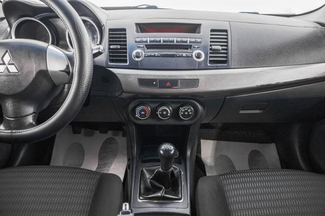 Mitsubishi Lancer X Рестайлинг с пробегом 2012 года, цена 749 000 рублей, 335000 км, седан, Автокод Объявления