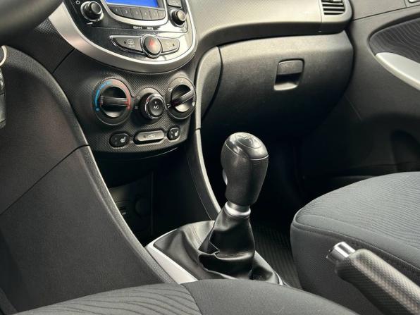 Hyundai Solaris I с пробегом 2012 года, цена 740 000 рублей, 191998 км, седан, Автокод Объявления
