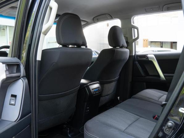 Toyota Land Cruiser Prado 150 Series Рестайлинг 2 с пробегом 2018 года, цена 5 299 000 рублей, 116818 км, внедорожник, Автокод Объявления