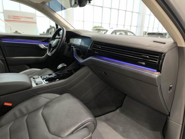 Volkswagen Touareg III с пробегом 2023 года, цена 8 630 000 рублей, 42632 км, внедорожник, Автокод Объявления