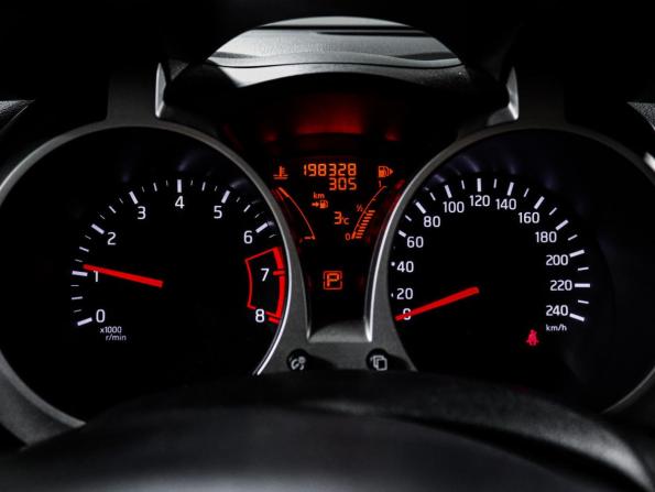 Nissan Juke I с пробегом 2012 года, цена 820 000 рублей, 198327 км, внедорожник, Автокод Объявления
