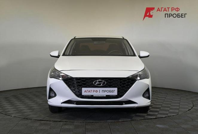 Hyundai Solaris II Рестайлинг с пробегом 2021 года, цена 1 450 000 рублей, 263271 км, седан, Автокод Объявления