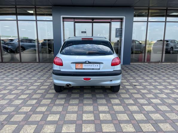 Peugeot 206 с пробегом 2001 года, цена 200 000 рублей, 215574 км, хэтчбек, Автокод Объявления