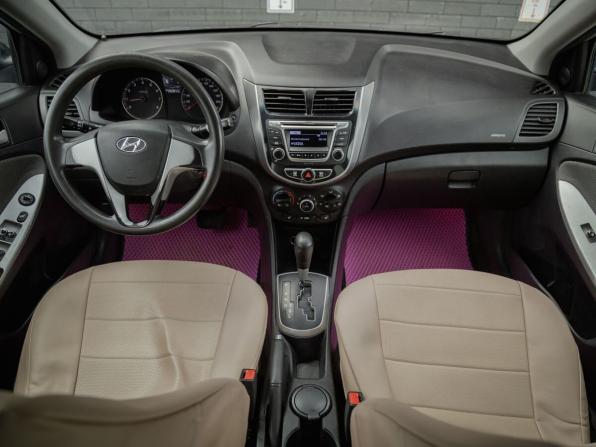 Hyundai Solaris I с пробегом 2011 года, цена 566 000 рублей, 260000 км, седан, Автокод Объявления