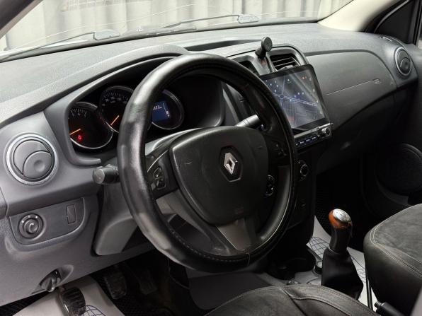Renault Logan II с пробегом 2015 года, цена 549 000 рублей, 256322 км, седан, Автокод Объявления