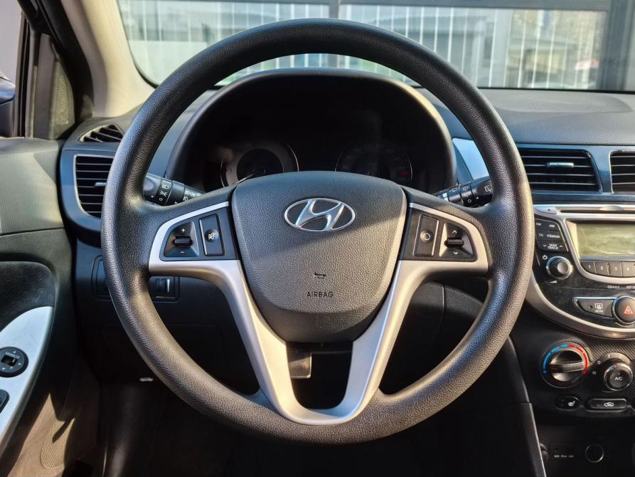 Hyundai Solaris I Москва  - изображение 15