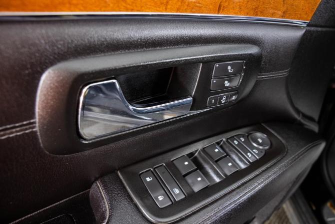 Cadillac SRX I с пробегом 2008 года, цена 869 000 рублей, 224000 км, внедорожник, Автокод Объявления