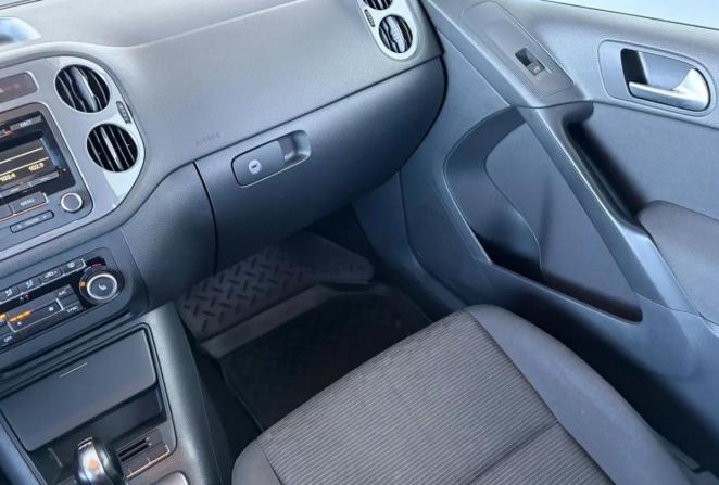 Volkswagen Tiguan I Рестайлинг с пробегом 2012 года, цена 985 000 рублей, 199235 км, внедорожник, Автокод Объявления