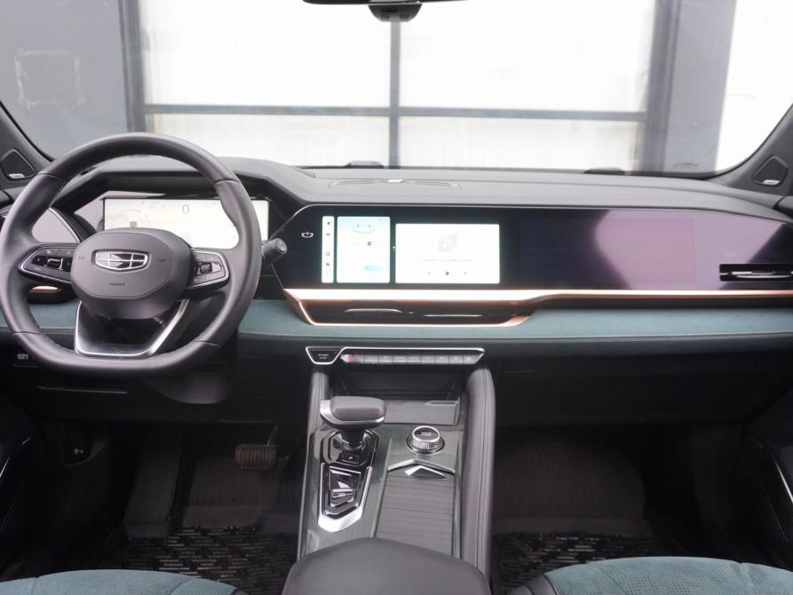 Geely Monjaro I Москва  - изображение 12