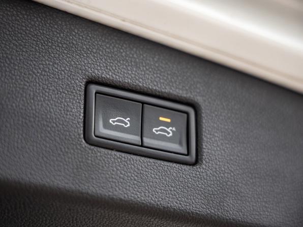Volkswagen Tiguan II с пробегом 2017 года, цена 2 198 000 рублей, 184121 км, внедорожник, Автокод Объявления