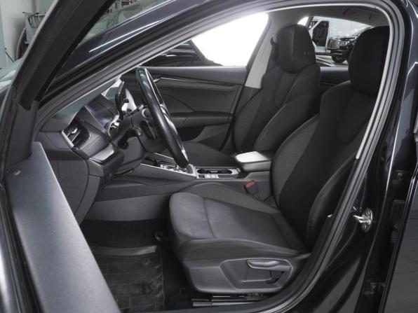 Skoda Octavia IV (A8) с пробегом 2021 года, цена 2 170 000 рублей, 99415 км, лифтбек, Автокод Объявления