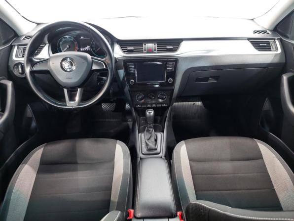 Skoda Rapid I Рестайлинг с пробегом 2018 года, цена 1 099 000 рублей, 173000 км, лифтбек, Автокод Объявления
