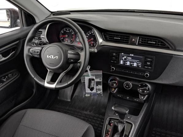 Kia Rio IV Рестайлинг с пробегом 2022 года, цена 1 945 000 рублей, 25759 км, хэтчбек, Автокод Объявления