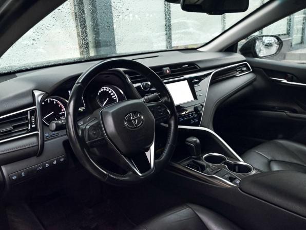 Toyota Camry VIII (XV70) с пробегом 2019 года, цена 3 029 000 рублей, 56444 км, седан, Автокод Объявления