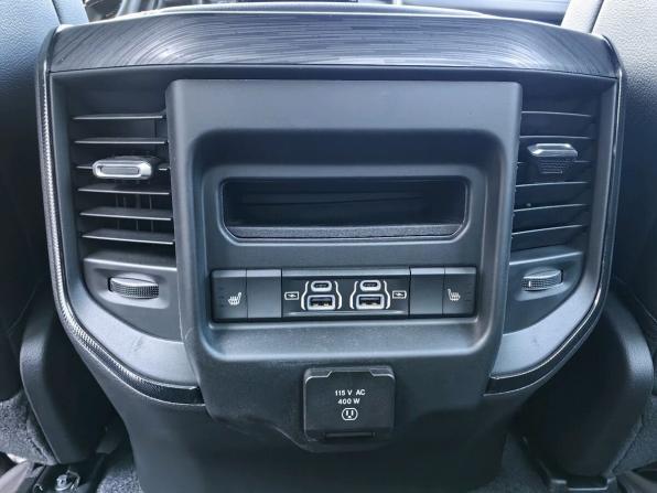 Ram 1500 V Рестайлинг с пробегом 2025 года, цена 9 499 900 рублей, 1200 км, offers.body_type.unknown, Автокод Объявления