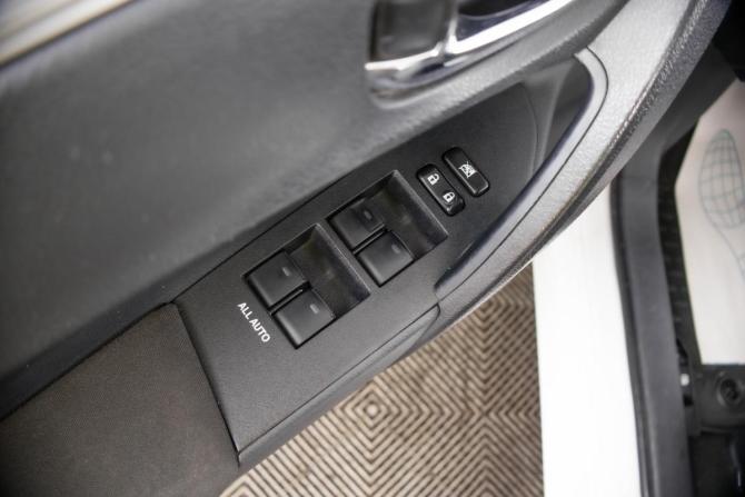 Toyota Corolla XI (E160 E170 E180) с пробегом 2015 года, цена 1 539 000 рублей, 84236 км, седан, Автокод Объявления
