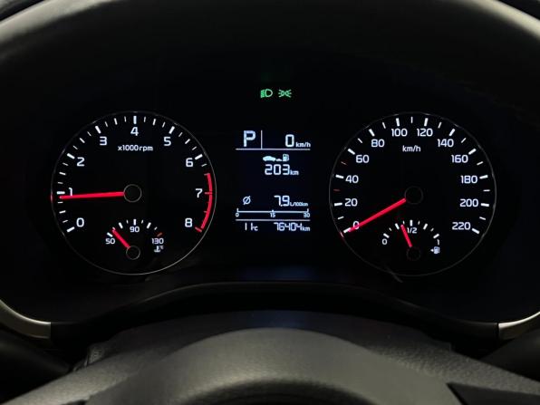 Kia Rio IV Рестайлинг с пробегом 2021 года, цена 1 333 000 рублей, 76404 км, хэтчбек, Автокод Объявления