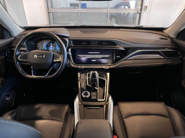 Geely Atlas Pro с пробегом 2023 года, цена 2 440 000 рублей, 58768 км, внедорожник, Автокод Объявления