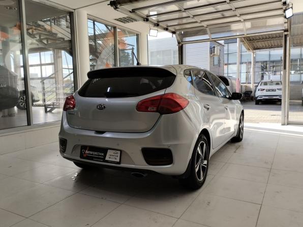 Kia Ceed II Рестайлинг с пробегом 2015 года, цена 970 000 рублей, 96590 км, хэтчбек, Автокод Объявления
