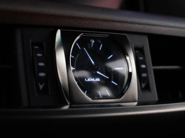 Lexus LX III Рестайлинг 2 с пробегом 2016 года, цена 5 999 654 рубля, 123958 км, внедорожник, Автокод Объявления